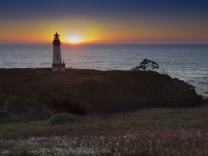 Preview wallpaper lighthouse, sea, sunset, dark