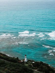 Preview wallpaper lighthouse, shore, waves, coast