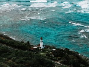 Preview wallpaper lighthouse, shore, waves, coast