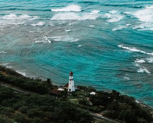 Preview wallpaper lighthouse, shore, waves, coast