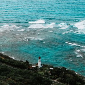 Preview wallpaper lighthouse, shore, waves, coast