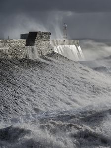 Preview wallpaper lighthouse, shore, waves, sea, storm, foam