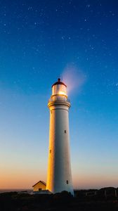 Preview wallpaper lighthouse, starry sky, cape nelson lighthouse, portland, australia