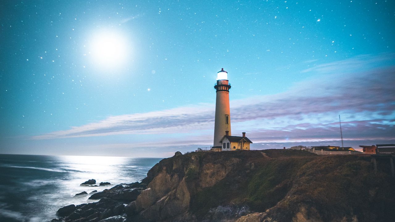 Wallpaper lighthouse, starry sky, shore, pescadero, united states