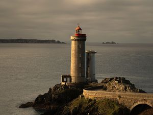 Preview wallpaper lighthouse, tower, rocks, ocean