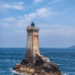 Preview wallpaper lighthouse, tower, sea, ocean, island