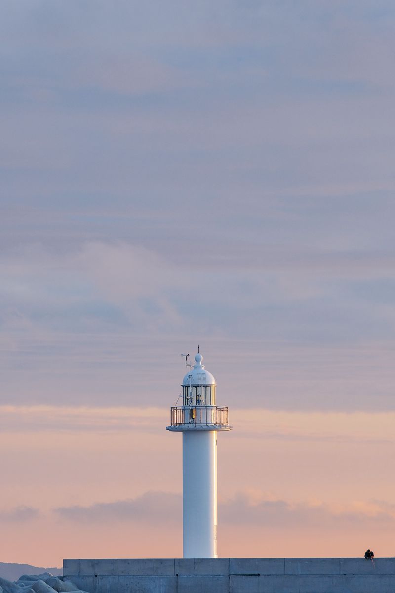800x1200 Wallpaper lighthouse, tower, white, minimalism