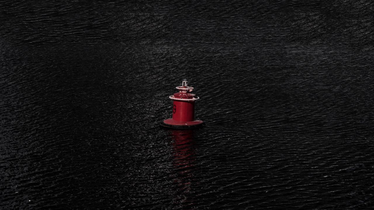Wallpaper lighthouse, water, waves, minimalism