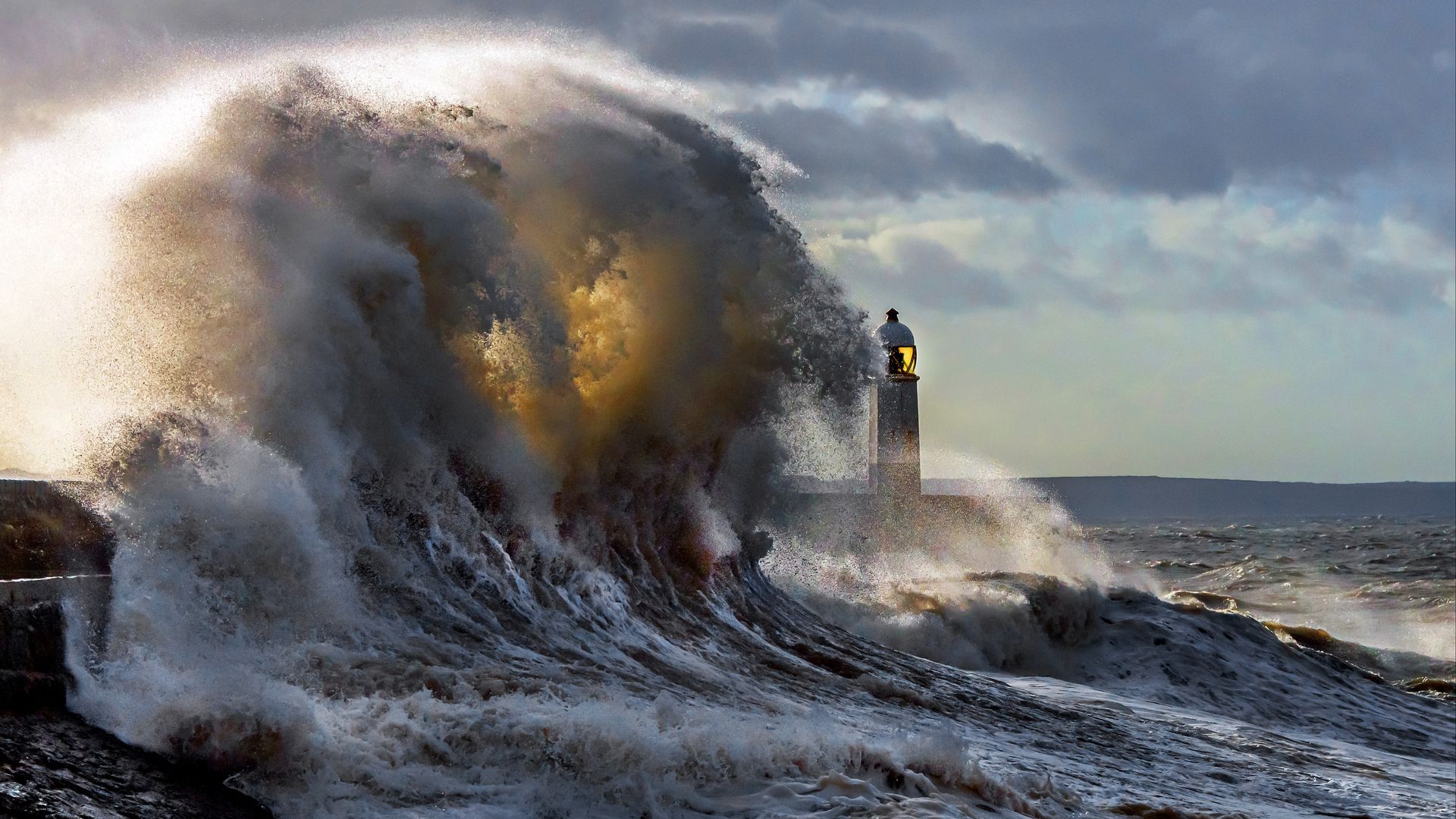 Download wallpaper 1920x1080 lighthouse, waves, spray, sky full hd ...