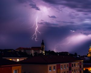 Preview wallpaper lightning, building, city, night