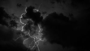 Preview wallpaper lightning, clouds, bw