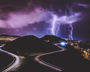 Preview wallpaper lightning, road, city, night
