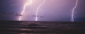 Preview wallpaper lightning, sea, horizon, night, overcast