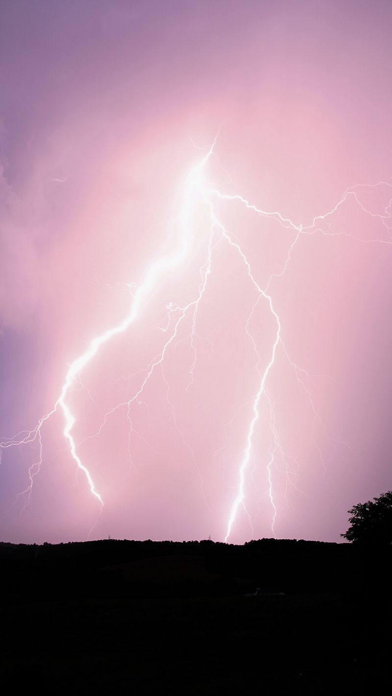 Download wallpaper 800x1420 lightning, sky, night, glow iphone se/5s/5c