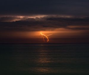 Preview wallpaper lightning, sky, sea, darkness, nature