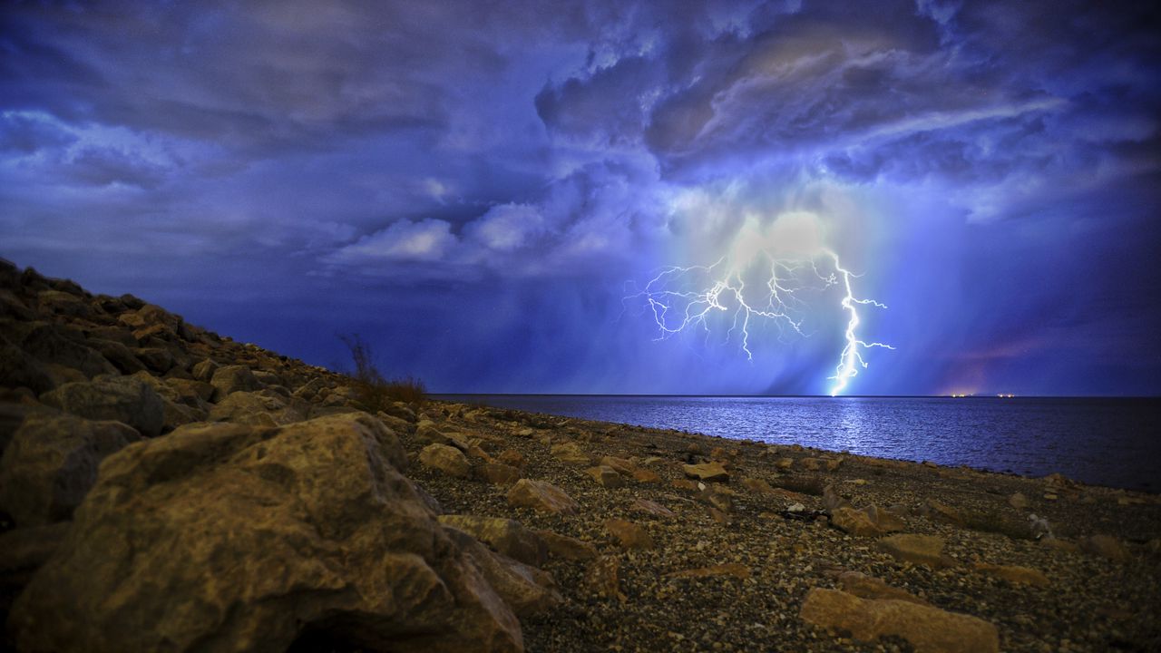Wallpaper lightning, storm, lake, overcast, shore, night