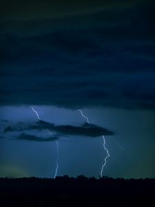 Preview wallpaper lightning, thunderstorm, clouds, night, dark