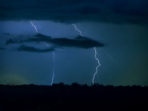 Preview wallpaper lightning, thunderstorm, clouds, night, dark