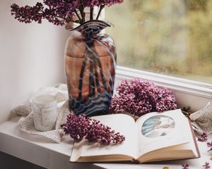 Preview wallpaper lilac, book, vase, comfort, window