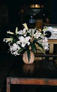 Preview wallpaper lilies, bouquet, flowers, vase, aesthetics
