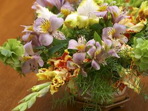 Preview wallpaper lilies, gladioli, herbs, ikebana, composition