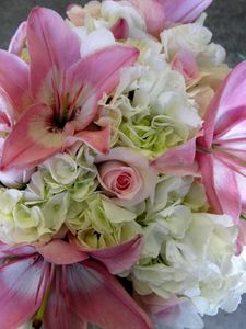 Preview wallpaper lilies, hydrangeas, roses, bouquet, decor, composition