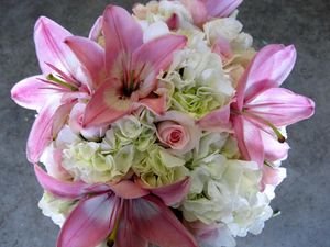 Preview wallpaper lilies, hydrangeas, roses, bouquet, decor, composition