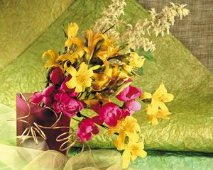Preview wallpaper lilies, peonies, yellow, pink, vase