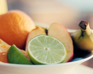 Preview wallpaper lime, fruit, slicing