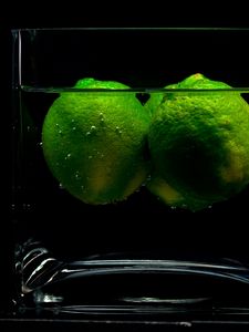 Preview wallpaper lime, glass, shade, fruit, liquid