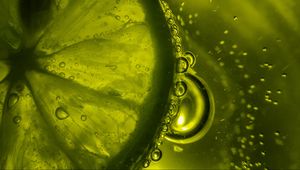 Preview wallpaper lime, wedge, water, bubbles, green