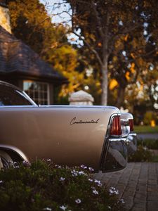 Preview wallpaper lincoln continental, car, retro, side view