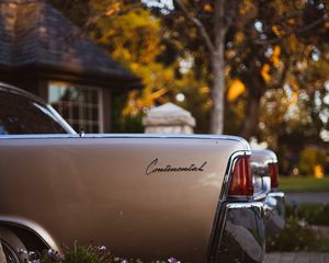 Preview wallpaper lincoln continental, car, retro, side view