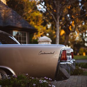 Preview wallpaper lincoln continental, car, retro, side view