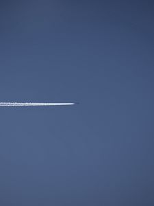 Preview wallpaper line, plane, height, sky, trace