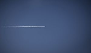 Preview wallpaper line, plane, height, sky, trace
