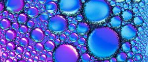 Preview wallpaper liquid, oil, bubbles, macro, purple, blue