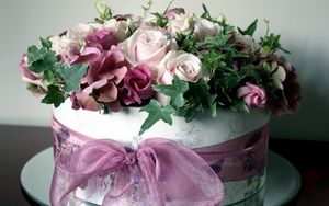 Preview wallpaper lisianthus russell, hydrangea, roses, box, ribbon, flowers