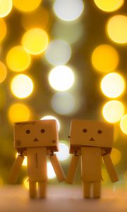 Preview wallpaper little men, robots, light, bokeh