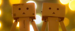 Preview wallpaper little men, robots, light, bokeh