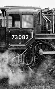 Preview wallpaper locomotive, smoke, wheel, retro, black and white