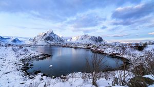 Preview wallpaper lofoten, norway, mountains, lake, winter