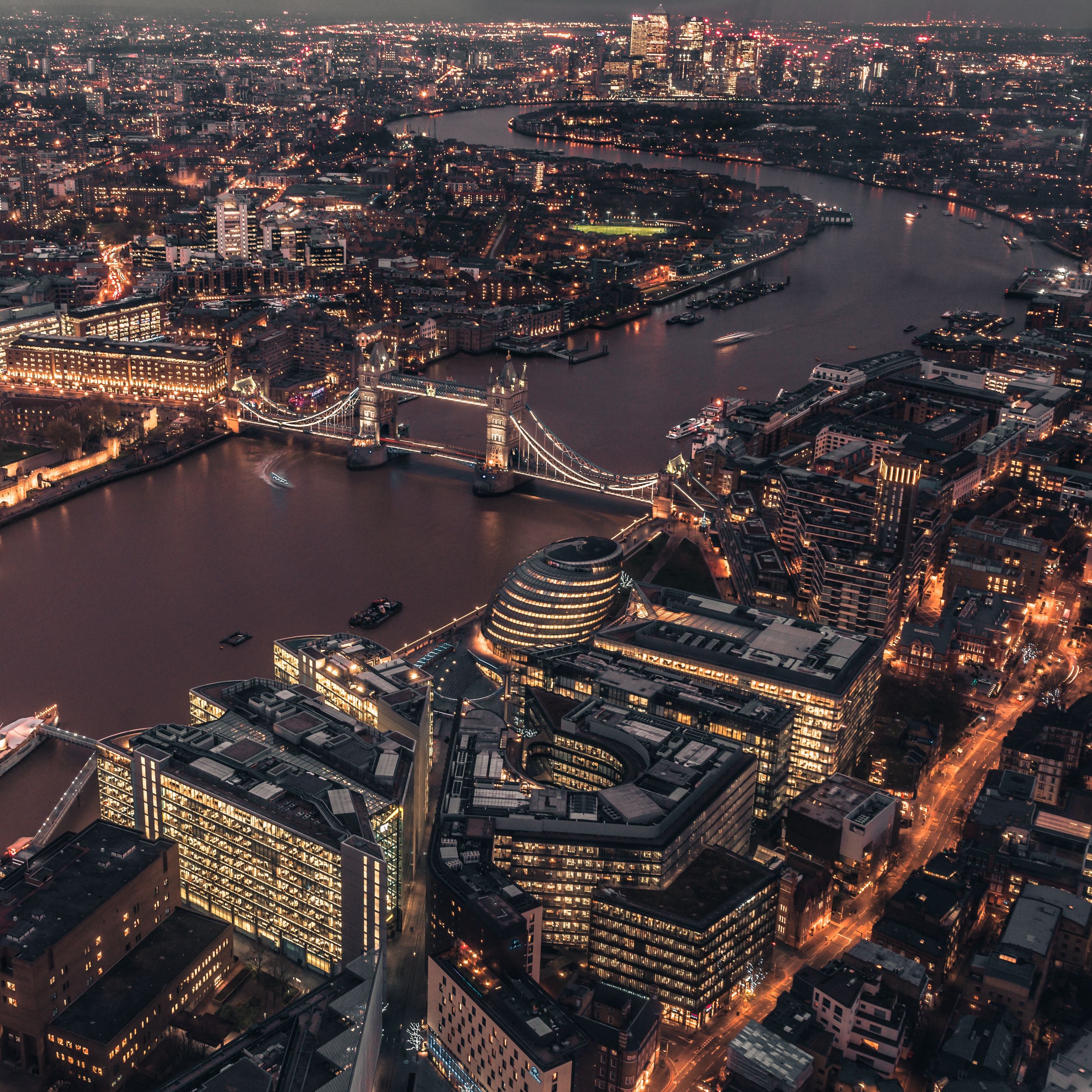 Download wallpaper 2780x2780 london, uk, city lights, bridge, top view ipad air, ipad air 2, ipad 3, ipad 4, ipad mini 2, ipad mini 3, ipad mini 4, ipad pro Download wallpaper 2780x2780 london, uk, city lights, bridge, top view ipad air, ipad air 2, ipad 3, ipad 4, ipad mini 2, ipad mini 3, ipad mini 4, ipad pro