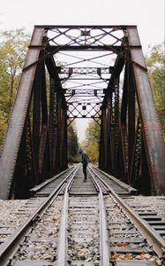 Preview wallpaper loneliness, alone, rails, road