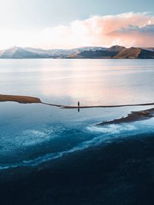 Preview wallpaper loneliness, alone, sea, mountains, valley