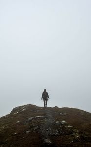 Preview wallpaper loneliness, mountain, peak, freedom, fog