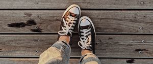 Preview wallpaper loneliness, sneakers, legs, wooden