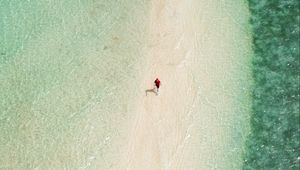 Preview wallpaper lonely, loneliness, beach, water