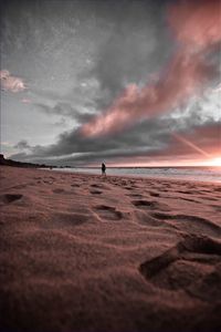 Preview wallpaper lonely, loneliness, beach, sky