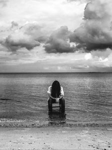 Preview wallpaper lonely, loneliness, bw
